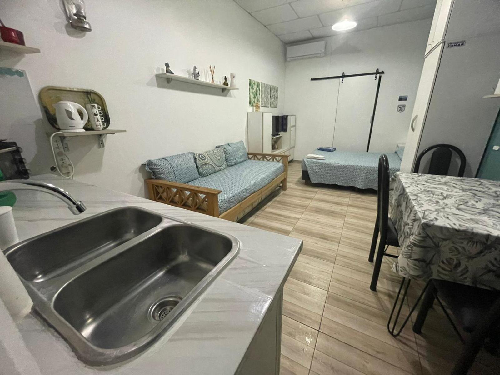 Ezeiza 1 Nuestro Lugar A 15 Minutos Del Aeropuerto Tranfer Opcional Desde Y Al Aeropuerto De Ezeiza Las 24 Horas Pet Friendly Екстериор снимка