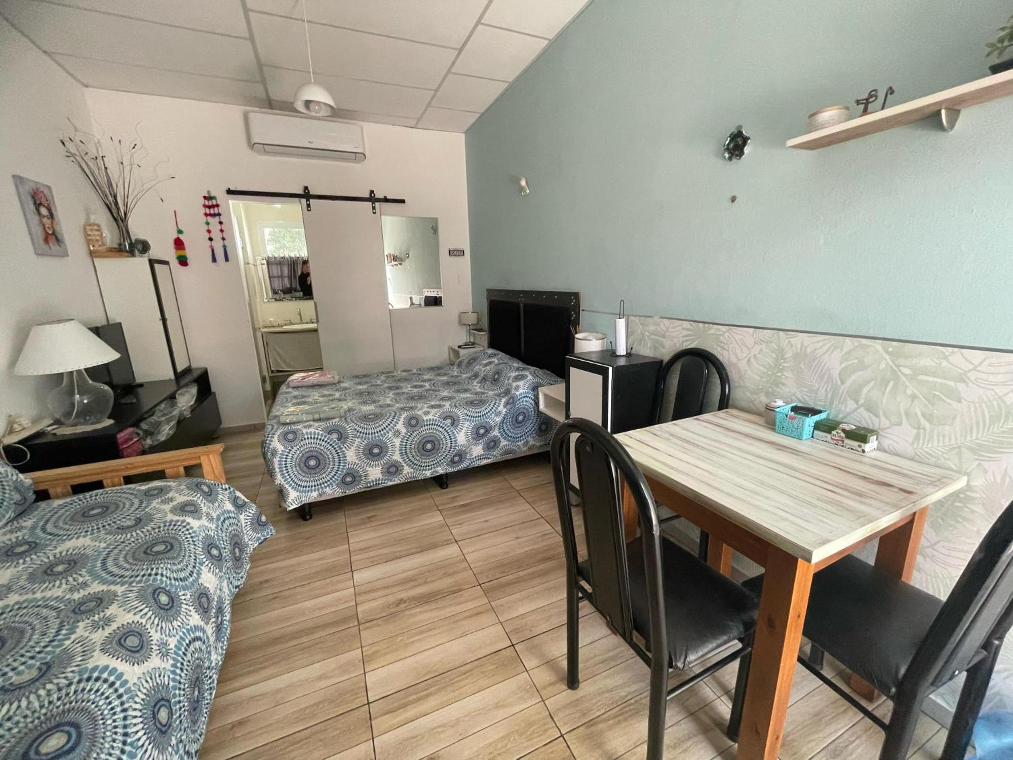 Ezeiza 1 Nuestro Lugar A 15 Minutos Del Aeropuerto Tranfer Opcional Desde Y Al Aeropuerto De Ezeiza Las 24 Horas Pet Friendly Екстериор снимка